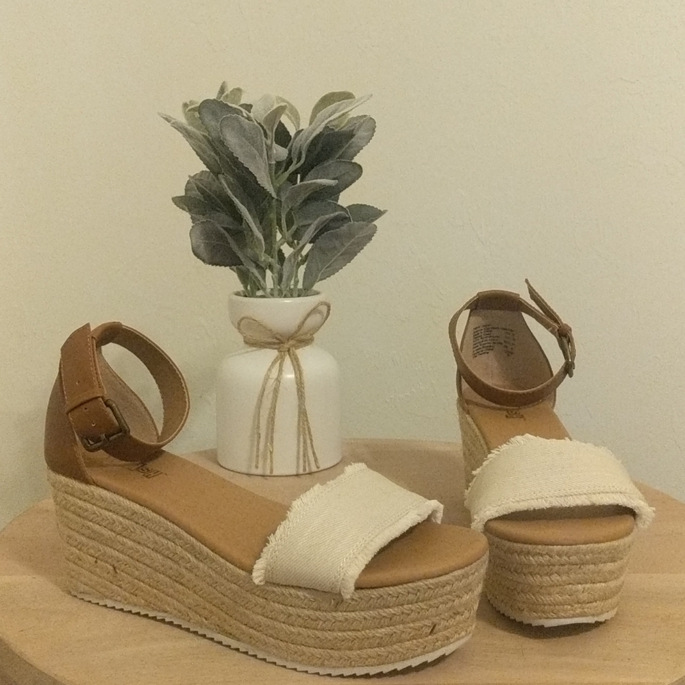 Wedge Sandal